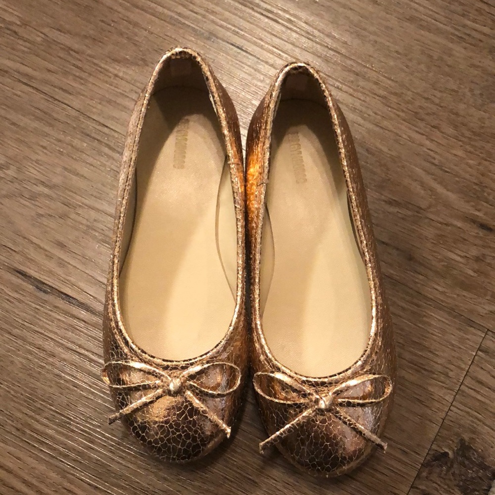Dress shoes
